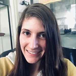 Meet your Posher, Rachel